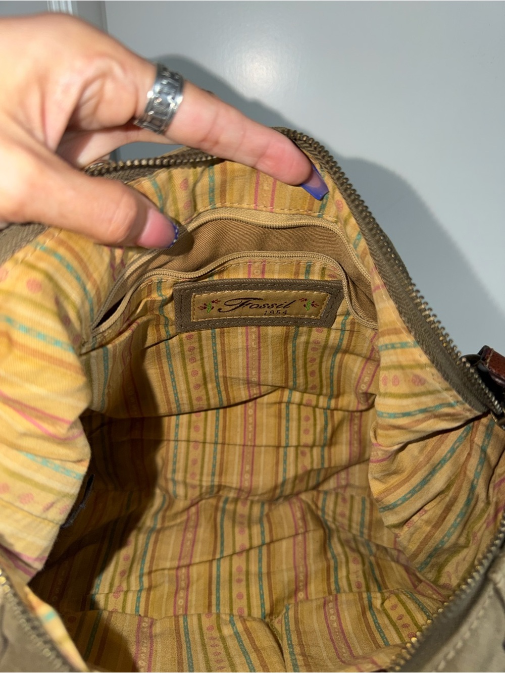 Vintage Fossil 1954 Canvas Shoulder Bag Y2K Olive Green Hobo Purse Leather Trim - Picture 7 of 9